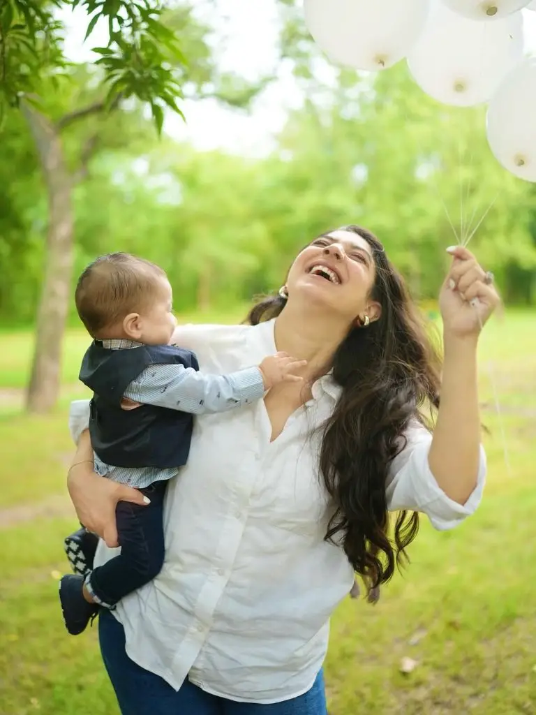 مارییام نفیس بیٹا ییسا کا چھ ماہ کا جشن