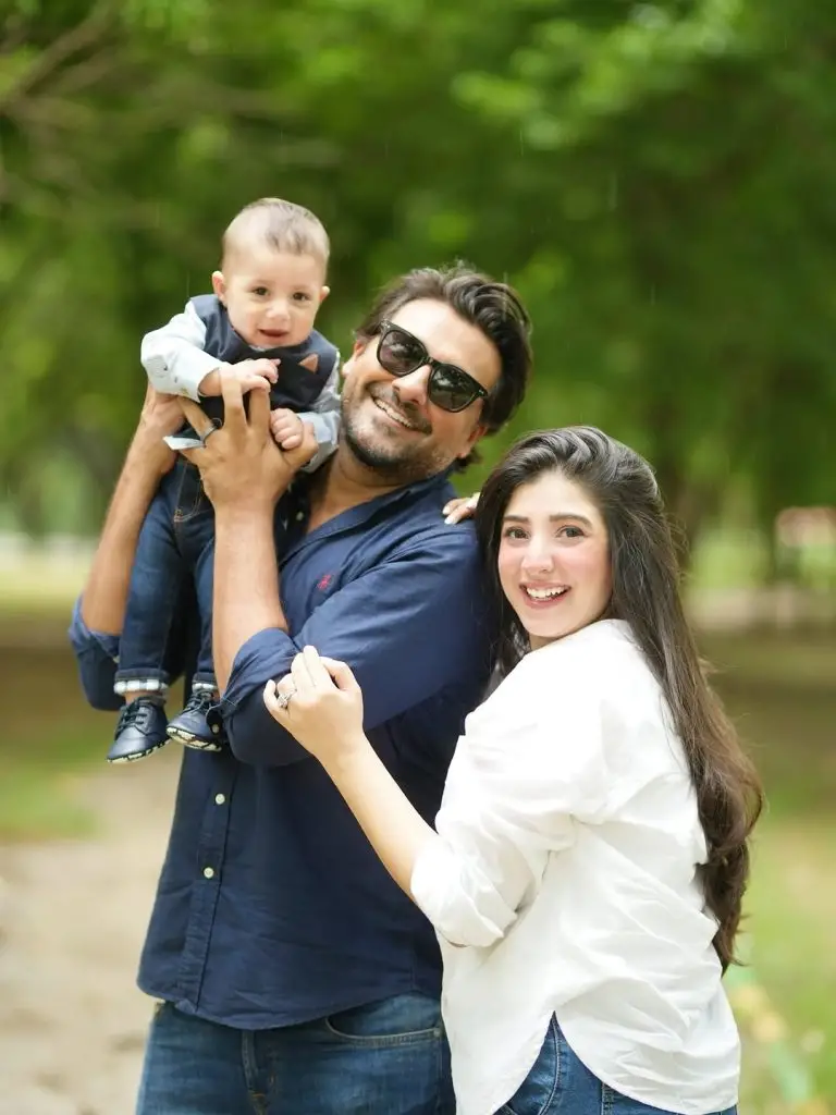 مارییام نفیس بیٹا ییسا کا چھ ماہ کا جشن