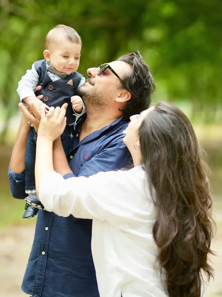 مارییام نفیس بیٹا ییسا کا چھ ماہ کا جشن