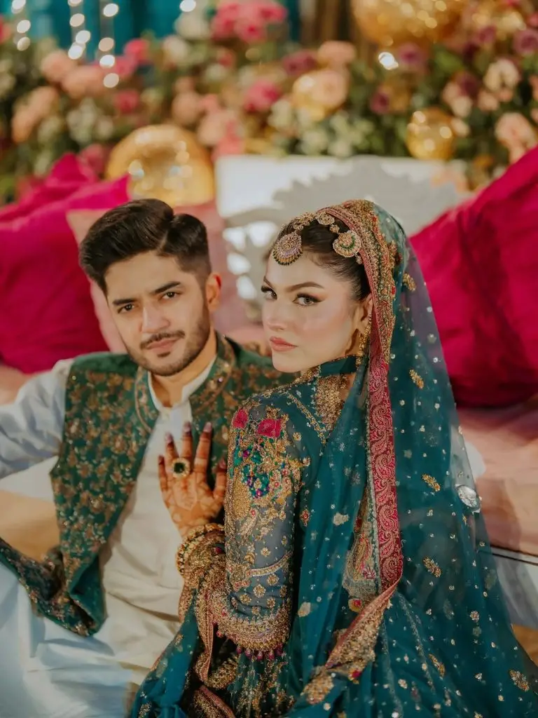 مرب علی بھائی سنگیت کی تصاویر