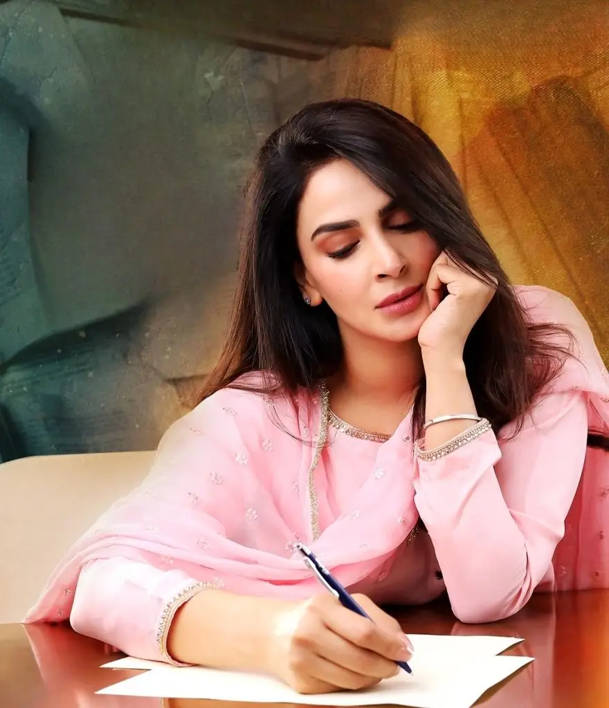 صبا قمر نے اپنے کردار کی تفصیلات عام میں شیئر کیں