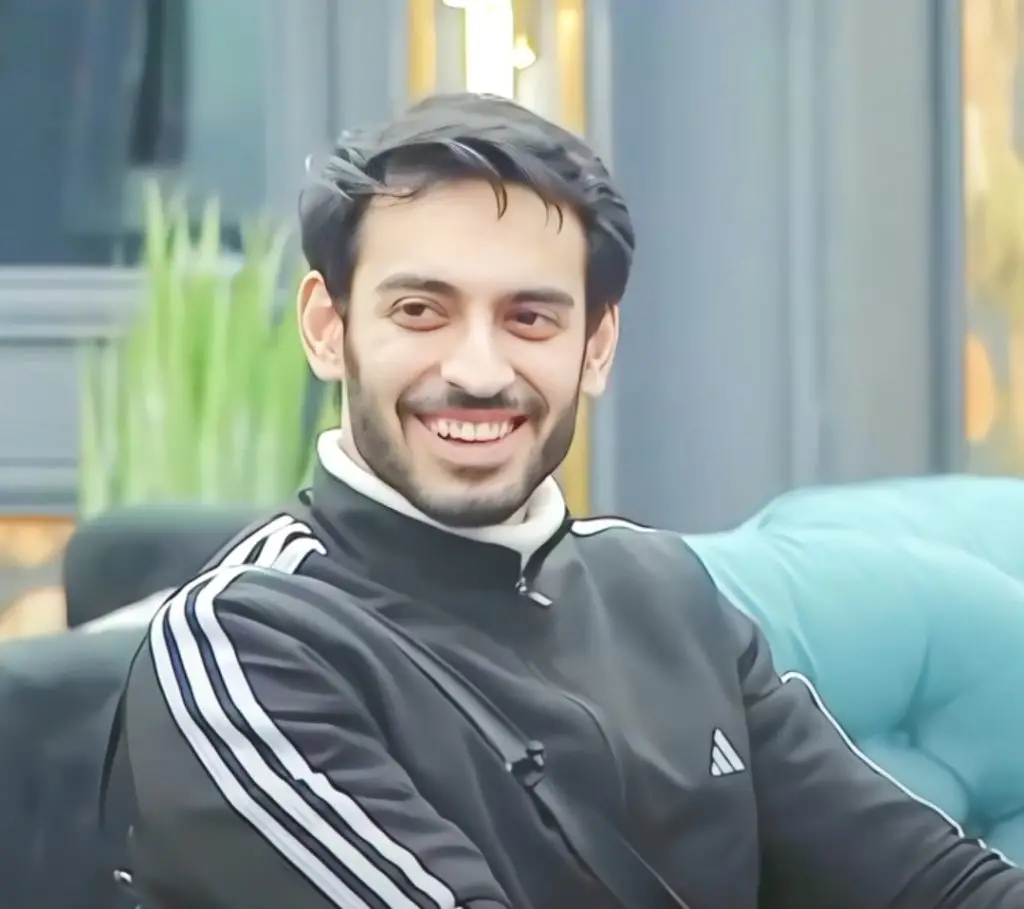 سہیفا جبار خٹک نے تماشا کے مقابلہ کرنے والوں کی ناخواندگی کی زد میں آکر کہا