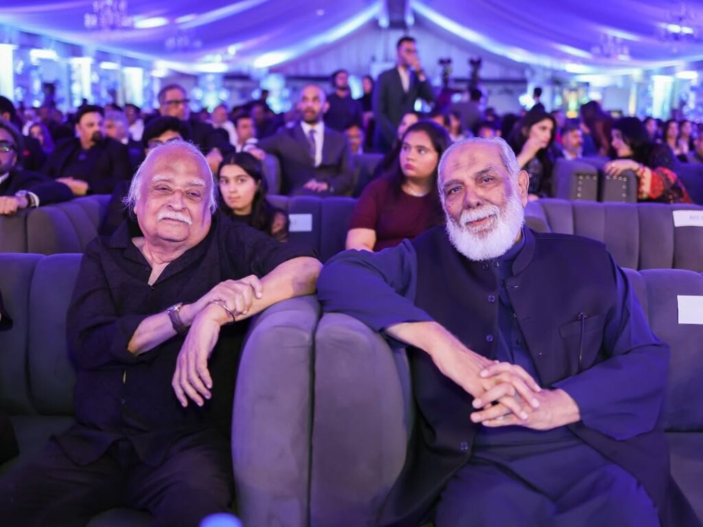 ایری ڈیجیٹل نے 25 سال منایا جس میں احمد شاہ نے شرکت کی
