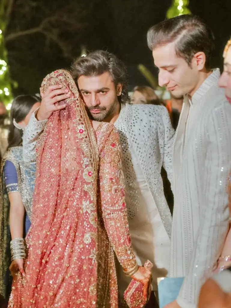 ارووا ہاکین اور ماورا کی خوبصورت بورتھ ڈے کی خواہشات فرحان سعید کے لئے