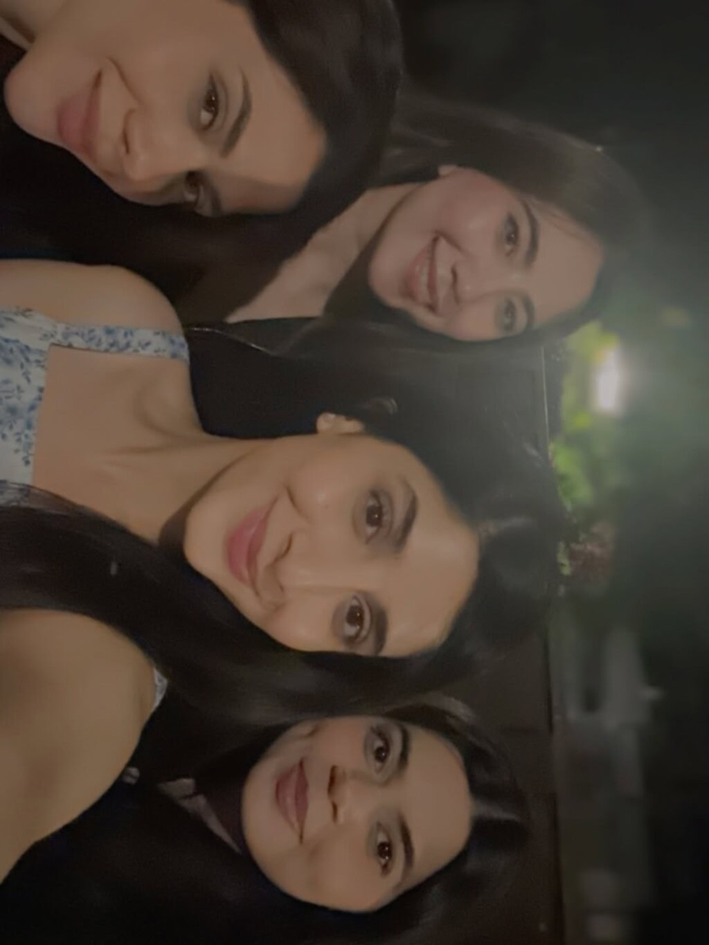 مائرا ہاکین اپنی سالگرہ سسرال کے ساتھ مناتی ہے