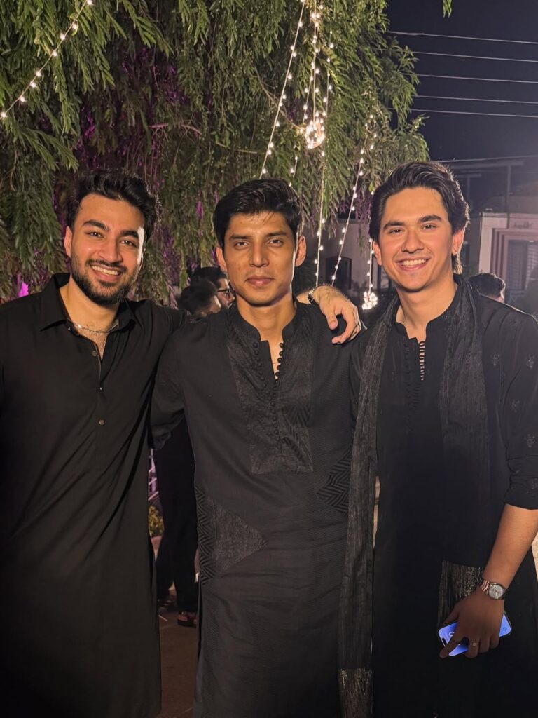 میرب علی ایچ ڈی بھائی کے قوالی سے کلکس کرتے ہیں