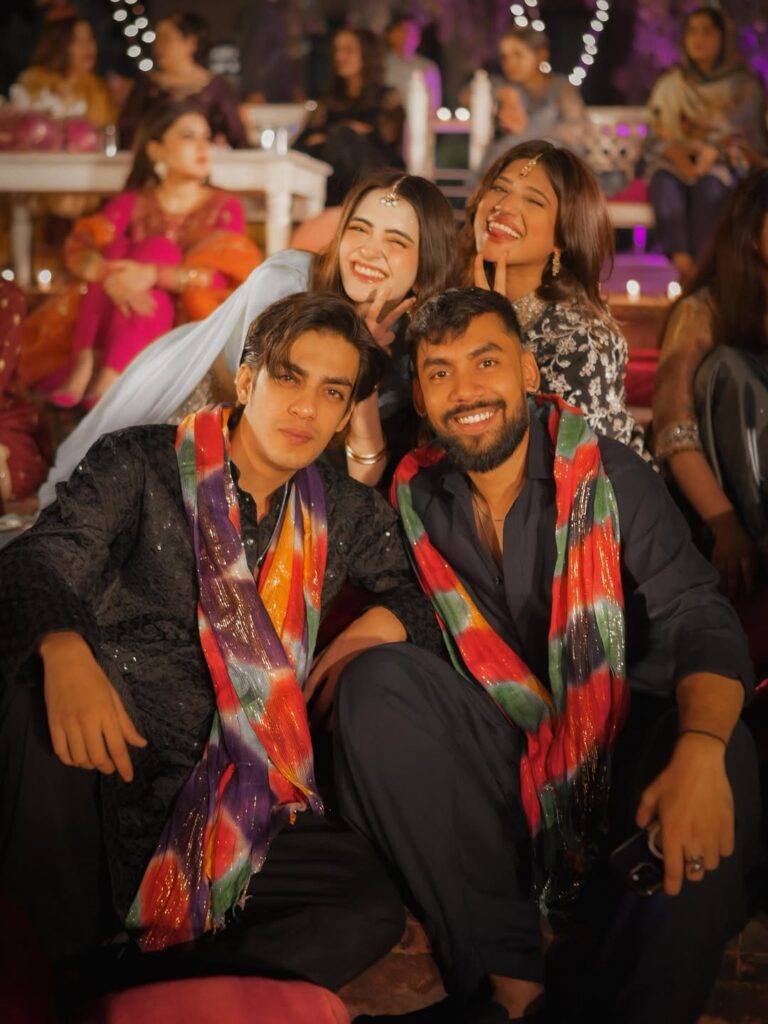 میرب علی ایچ ڈی بھائی کے قوالی سے کلکس کرتے ہیں