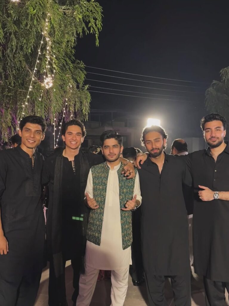 میرب علی ایچ ڈی بھائی کے قوالی سے کلکس کرتے ہیں