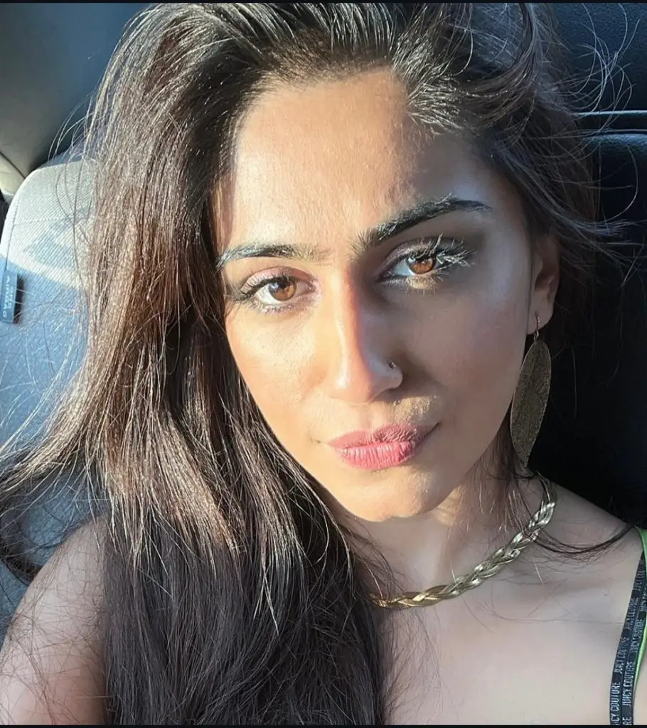 نعیمہ بٹ کی نماز پوسٹ ٹرولڈ
