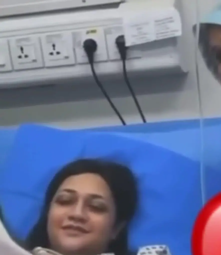 راجاب بٹ نے پہلے بچے سے نوازا