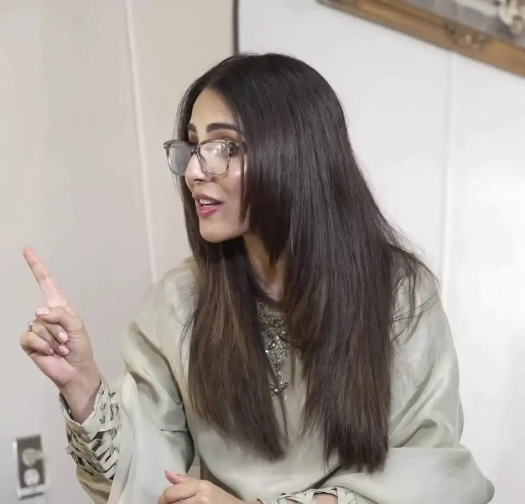 عشنا شاہ نے اپنے پنجابی کی تعریف کی