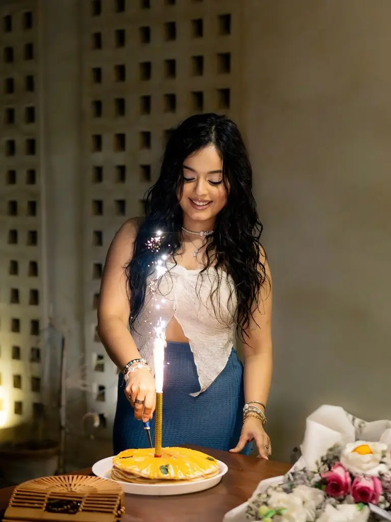 پاکستانی اداکارائیں جو بولڈ تنظیموں کو پہننے سے نہیں ڈرتی ہیں