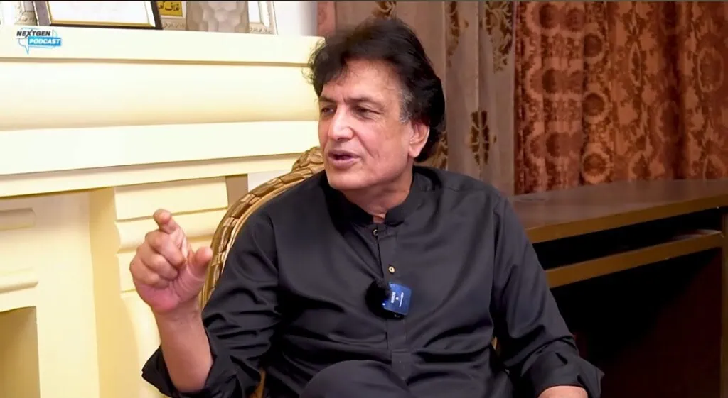 خلیل ار رحمان قمر نے مرکزی مانٹو ناہی ہن پلاٹ اور باشندوں کو نسائی ماہرین کا دفاع کیا خلیل ار رحمان قمر نے مرکزی مانٹو ناہی ہن پلاٹ اور باشندوں کو نسائی ماہرین کا دفاع کیا