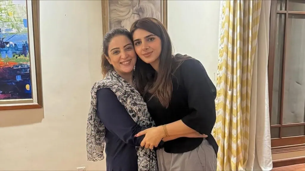 لادلی شہرت وینیزا ستار نے اپنے پہلے پروجیکٹ کو الوداع کیا