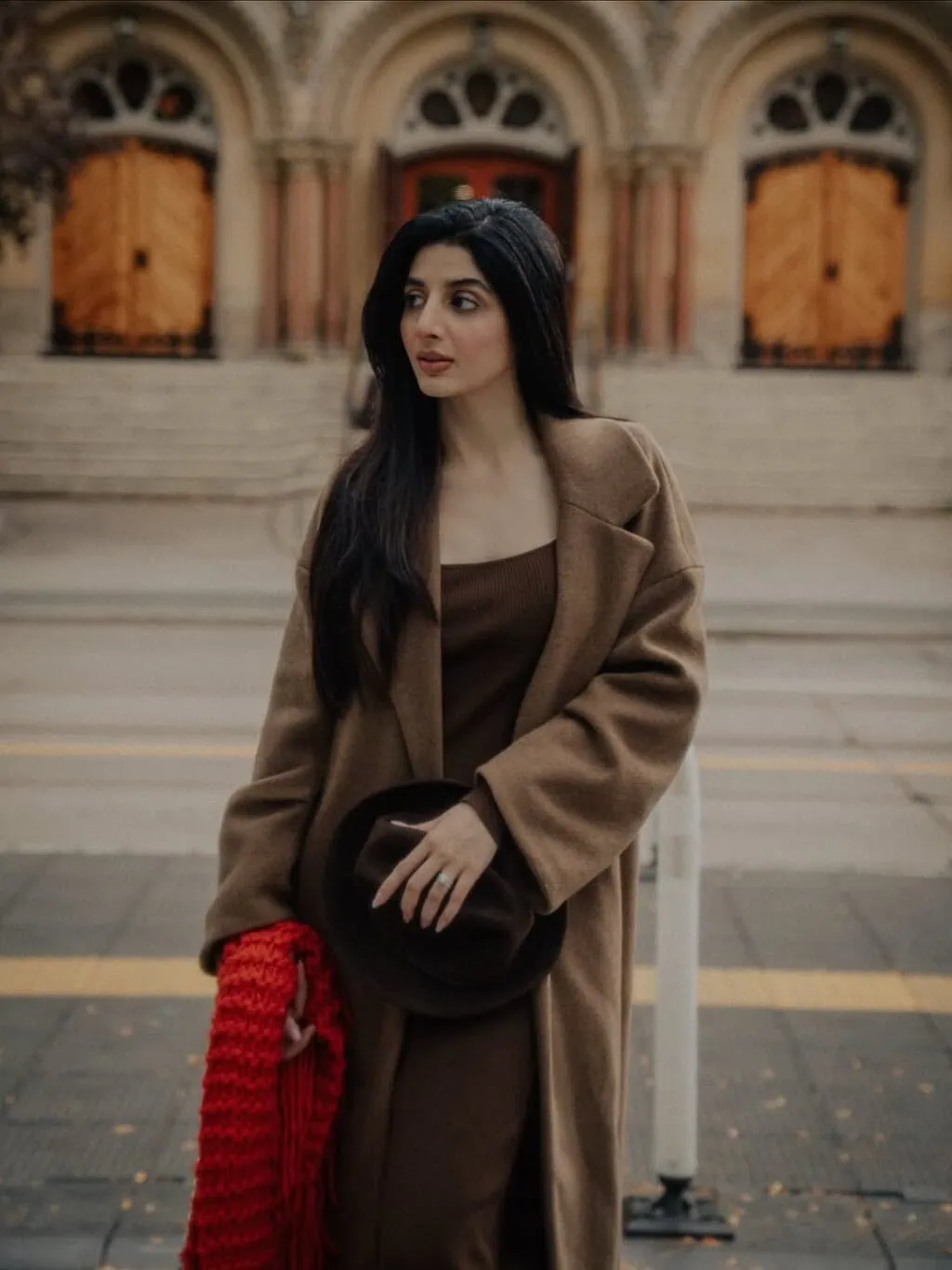 کینیڈا سے ماورا ہاکین کی سہاگ رات کی تصاویر