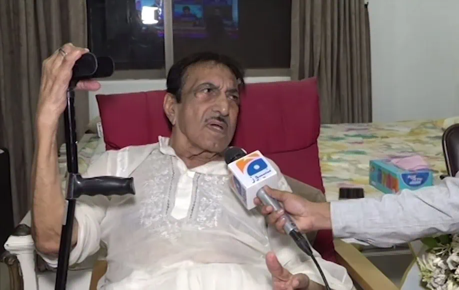 مصطفی قریشی حادثے کے بعد میڈیا سے بات کرتے ہیں
