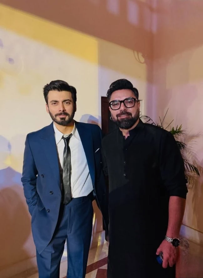 نیلوفر کے پروموشنل ایونٹ کی تصاویر جس کی میزبانی فواد اور مہیرا نے کی ہے نیلوفر کے پروموشنل ایونٹ کی تصاویر جس کی میزبانی فواد اور مہیرا نے کی ہے