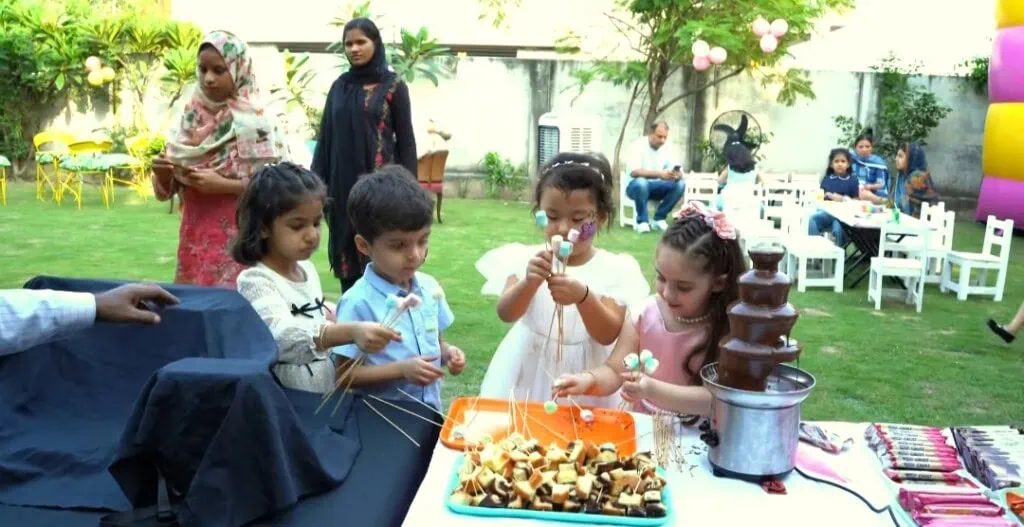 جگگن کاظیم بیٹی نور بنو کی 5 ویں سالگرہ