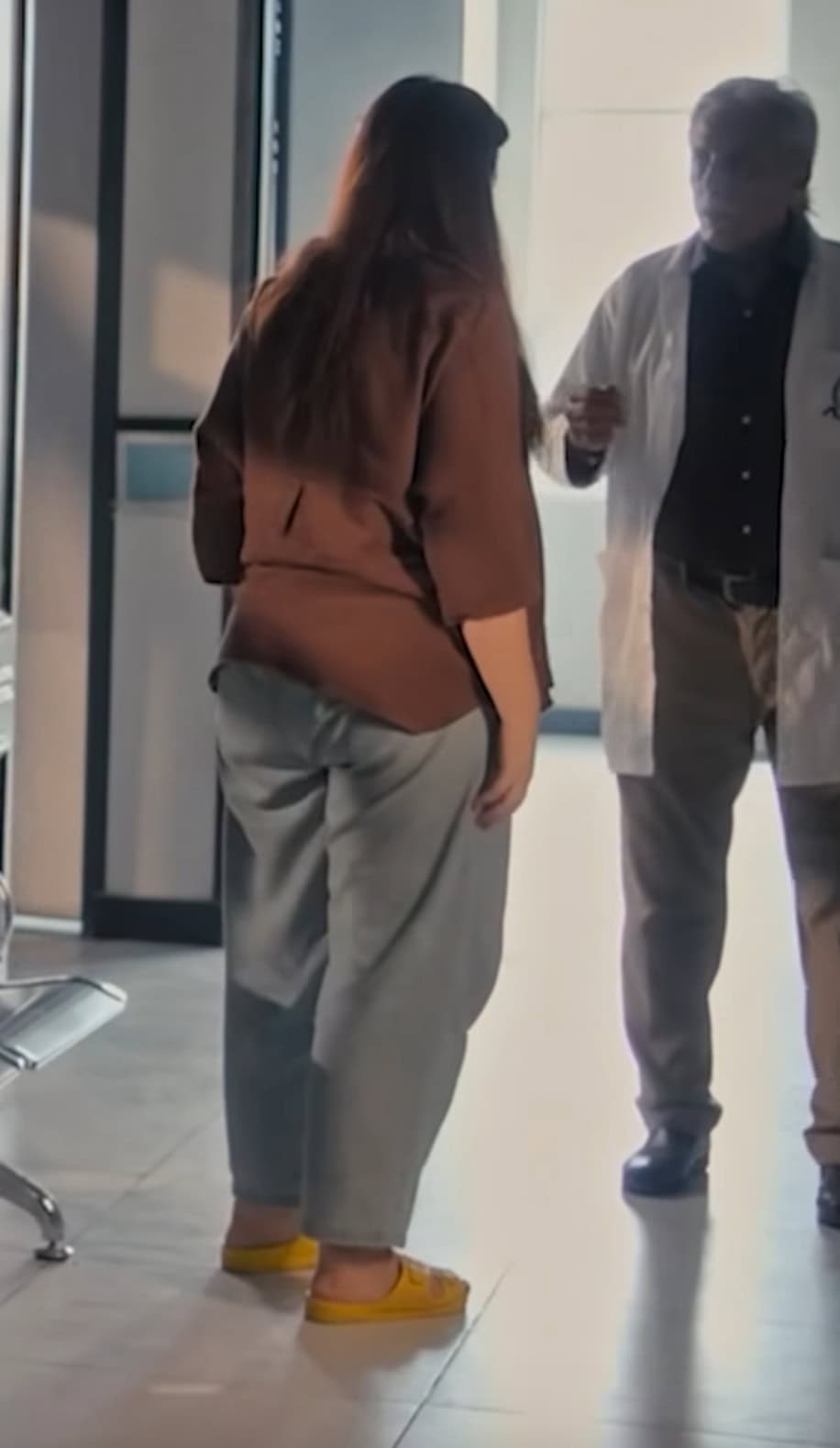 تازہ ترین ڈرامہ اسپرکس مباحثے میں زارا نور عباس کی بیمار فٹ اور بری طرح سے تیار کردہ تنظیموں