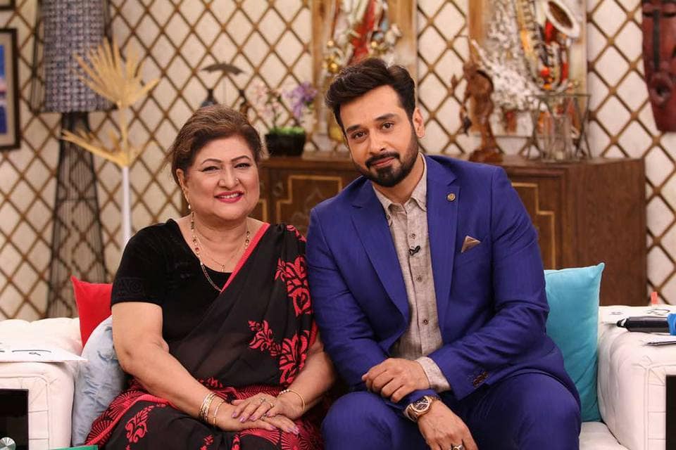 فیسل قریشی کی والدہ اپنی میٹھی محبت کی کہانی بانٹتی ہیں فیسل قریشی کی والدہ اپنی میٹھی محبت کی کہانی بانٹتی ہیں