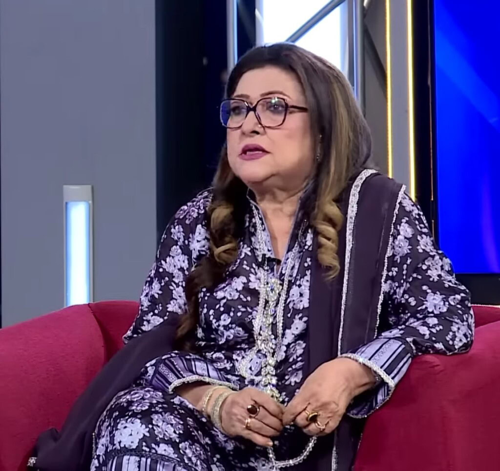 فیسل قریشی کی والدہ اپنی میٹھی محبت کی کہانی بانٹتی ہیں فیسل قریشی کی والدہ اپنی میٹھی محبت کی کہانی بانٹتی ہیں