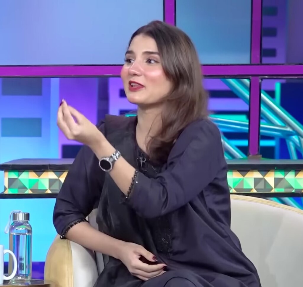 انفلوئینسر نمرا علی نے رجب بٹ کو اوورریڈ کہا