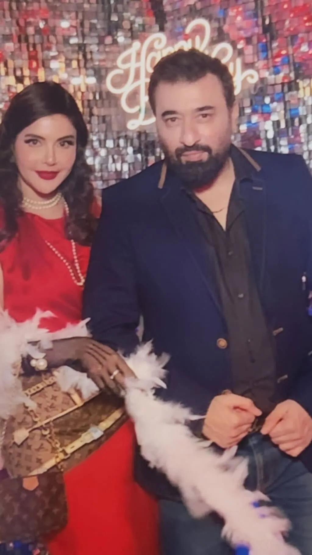 یشمہ گل کی اسٹار اسٹڈڈ سالگرہ کی تقریب یشا گل کی اسٹار اسٹڈڈ سالگرہ کی تقریب
