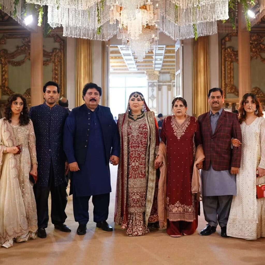 ڈائریکٹر امین اقبال بیٹی کی شادی کی تصاویر