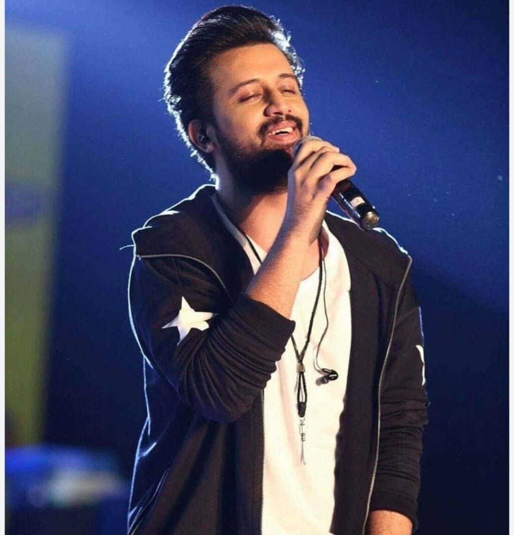 ویویک اوبروئی نے ٹیری لیے سے اتف اسلم کے کریڈٹ کو ہٹانے کے لئے ٹرول کیا