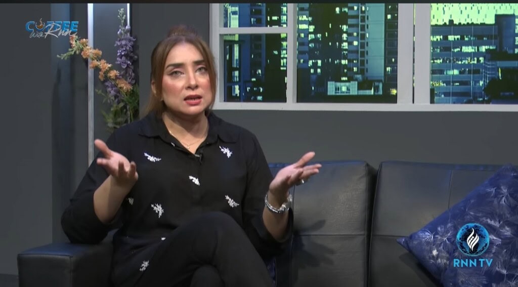 ڈاکٹر نبیہا علی خان نے انکشاف کیا کہ اس نے اپنے سر کو ڈھانپنا کیوں چھوڑ دیا