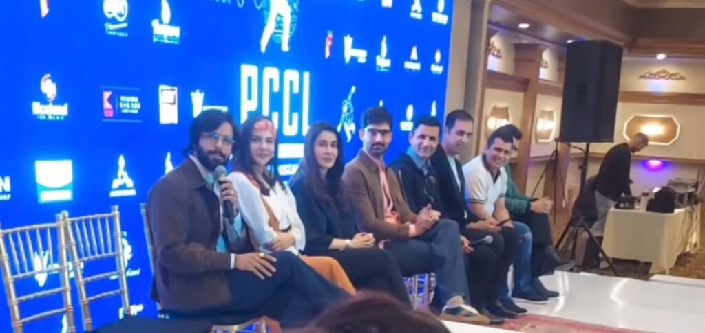 فہد مصطفیٰ نے ریاستہائے متحدہ میں ایک پرستار کے ساتھ چھیڑ چھاڑ کی