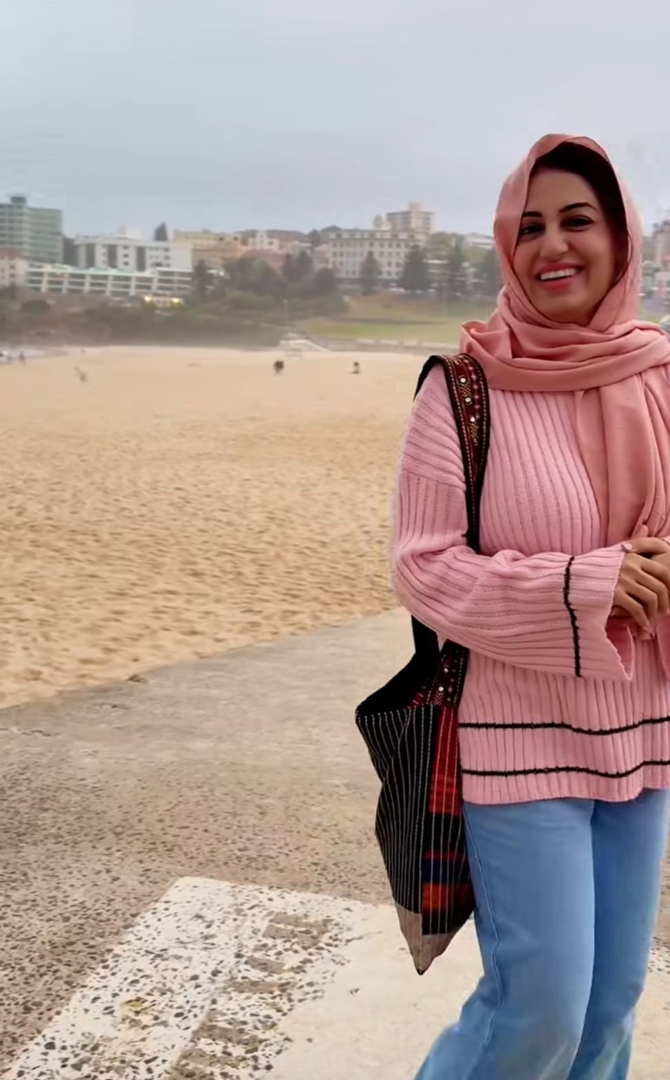 آسٹریلیا میں فرح آئکرر سولو ٹرپ نے بحث و مباحثہ کیا