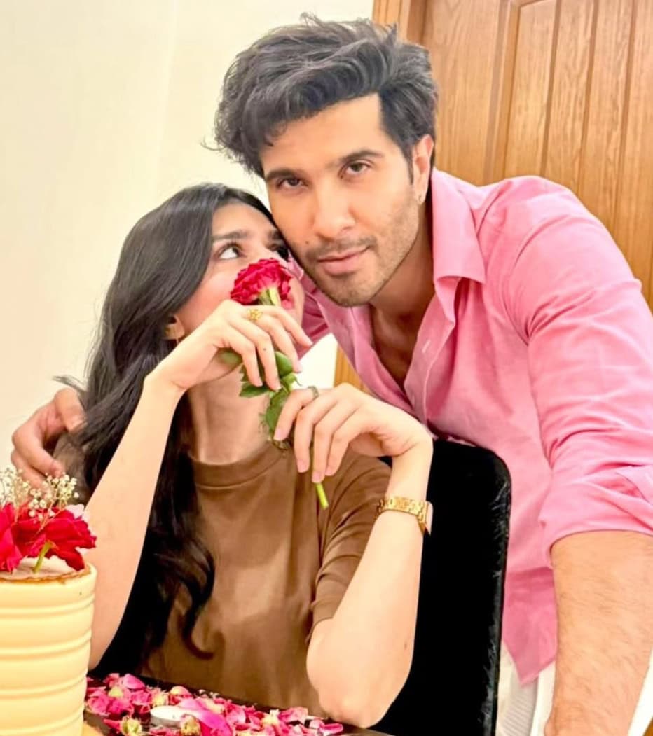 فیروز خان ذاتی زندگی کے لئے نشانہ بننے کے بارے میں کھلتے ہیں