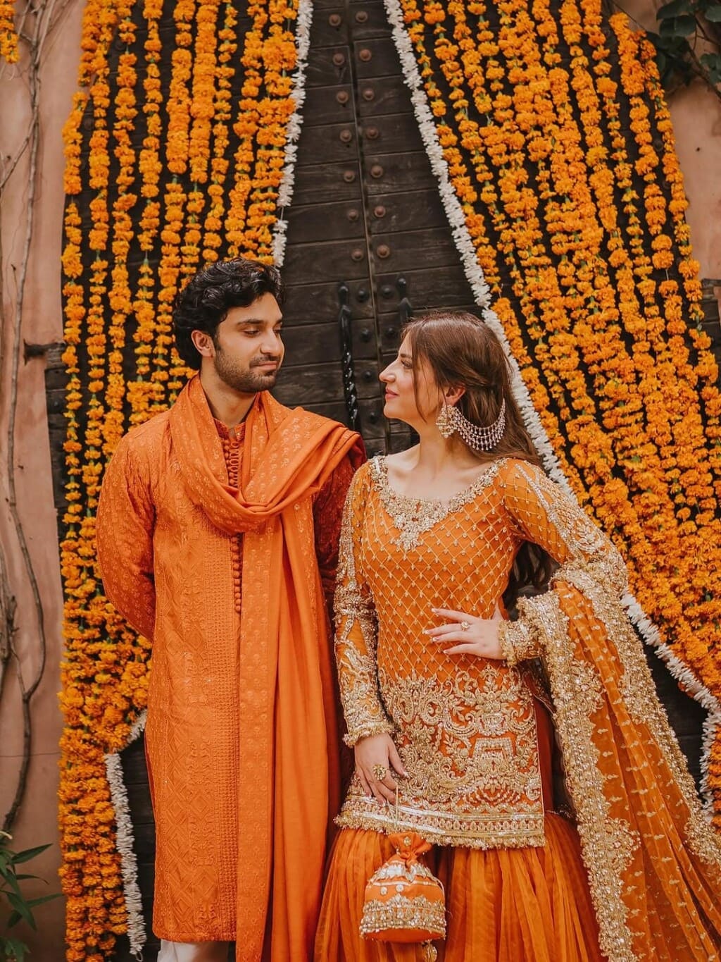 شائقین چاہتے ہیں شائقین چاہتے ہیں