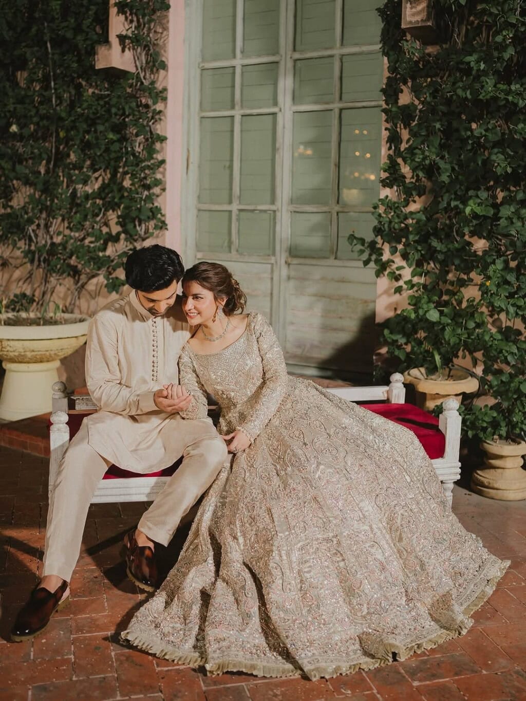 شائقین چاہتے ہیں شائقین چاہتے ہیں