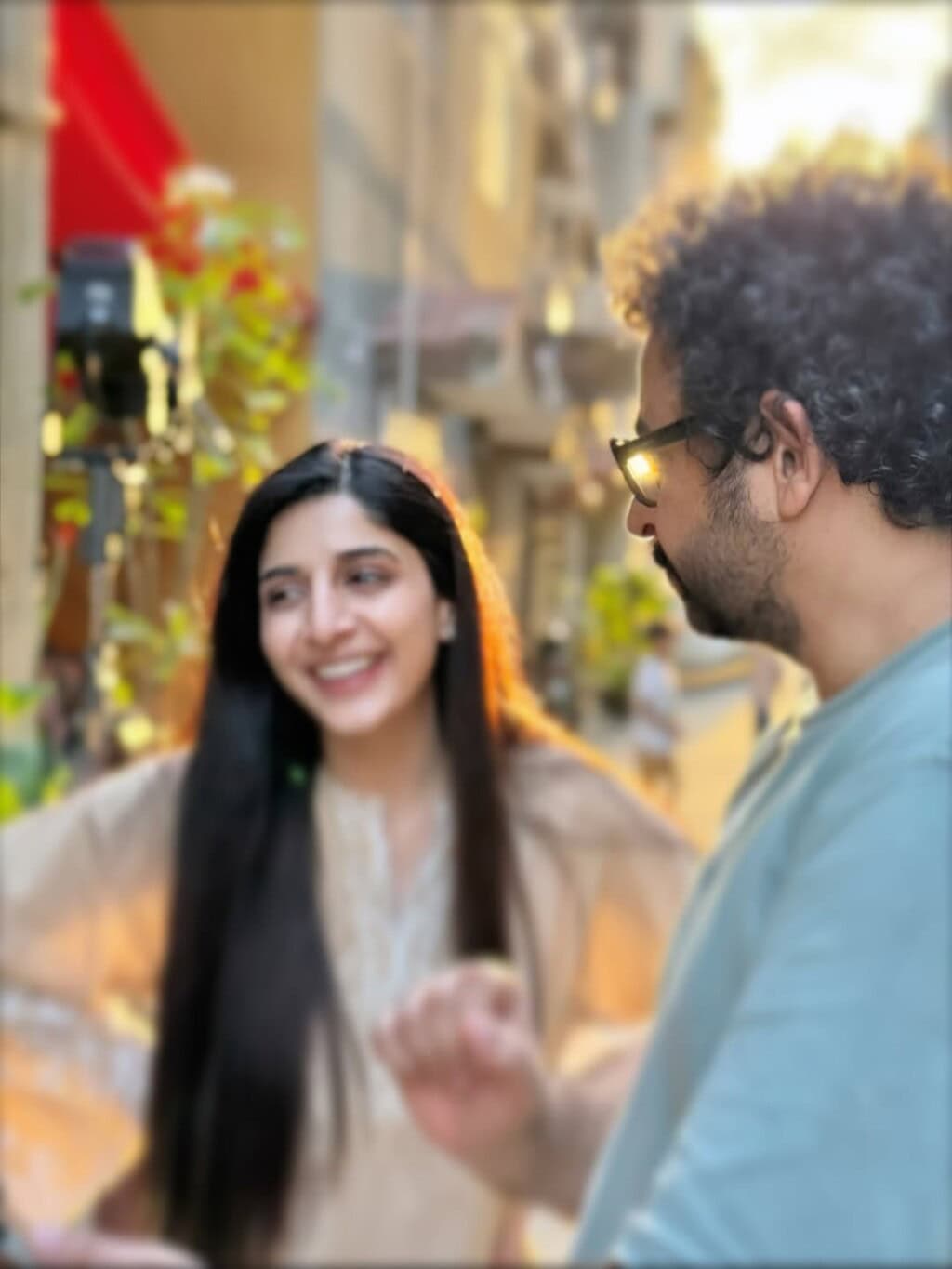 مورا ہاکین نے جما تقیسیم سے یادگار بی ٹی ایس شیئر کیے ہیں