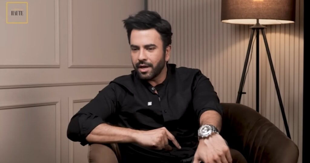 جنید خان نے روہت اور تعریفیں کیس نمبر 9 ڈائریکٹر کا دفاع کیا