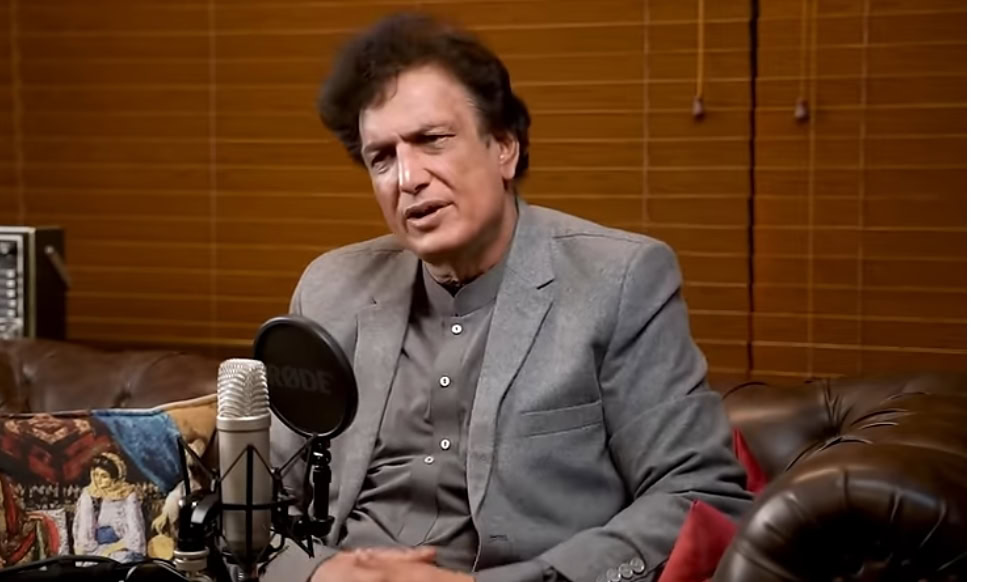 مینو ناہی ہون کی حقیقی زندگی کی حوصلہ افزائی کے بارے میں خلیل اور رحمان قمر آٹو ڈرافٹ