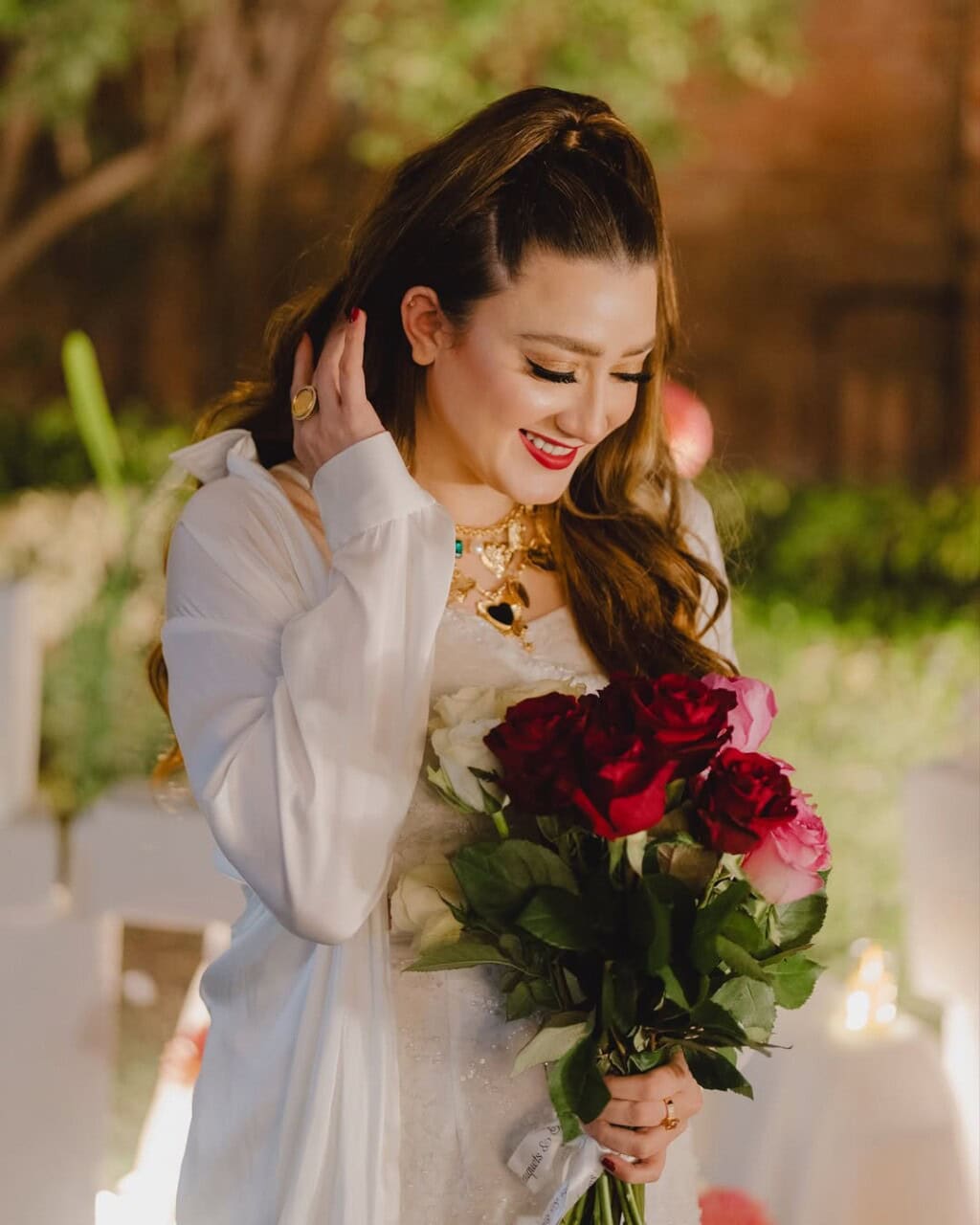 کیا مومینا اقبال مصروف ہے؟