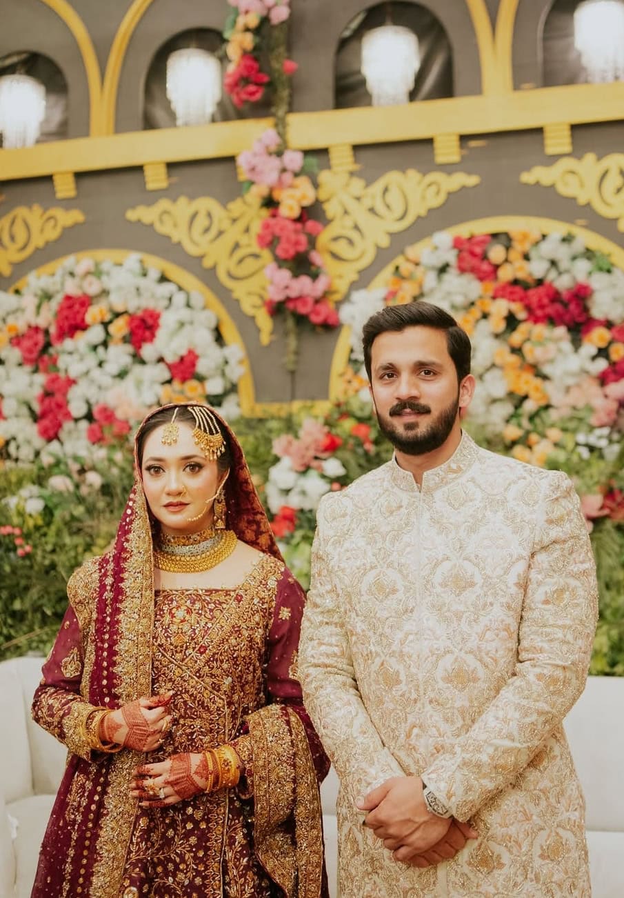 رجب بٹ کی والدہ اپنے غیر شادی کے معاملات کا دفاع کرتی ہیں