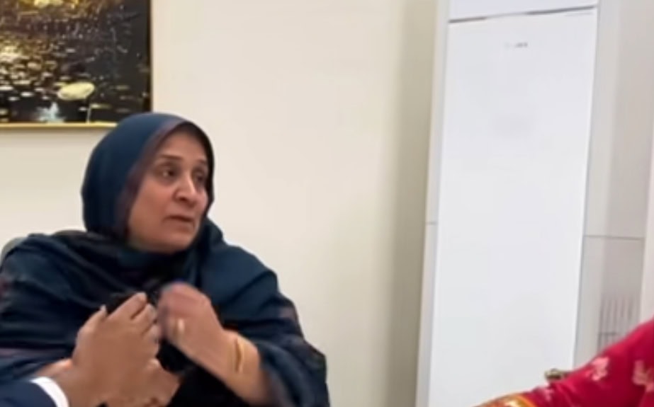 نشے میں ویڈیو پر راجاب بٹ والدہ کی وضاحت