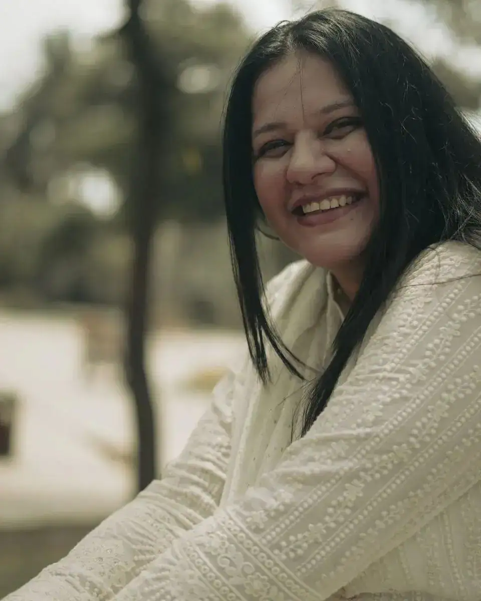 سابقہ ​​شوہر کی لڑائیوں کی وجہ سے جذباتی نقصان کے بارے میں سلما حسن