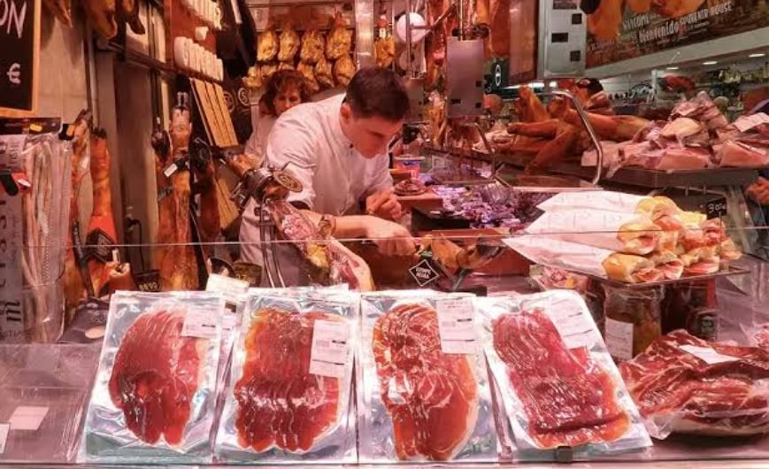 امنا ملک کے بارے میں ناقابل یقین اور دل لگی کہانی کا اشتراک ہے امنا ملک کے بارے میں ناقابل یقین اور دل لگی کہانی کا اشتراک ہے