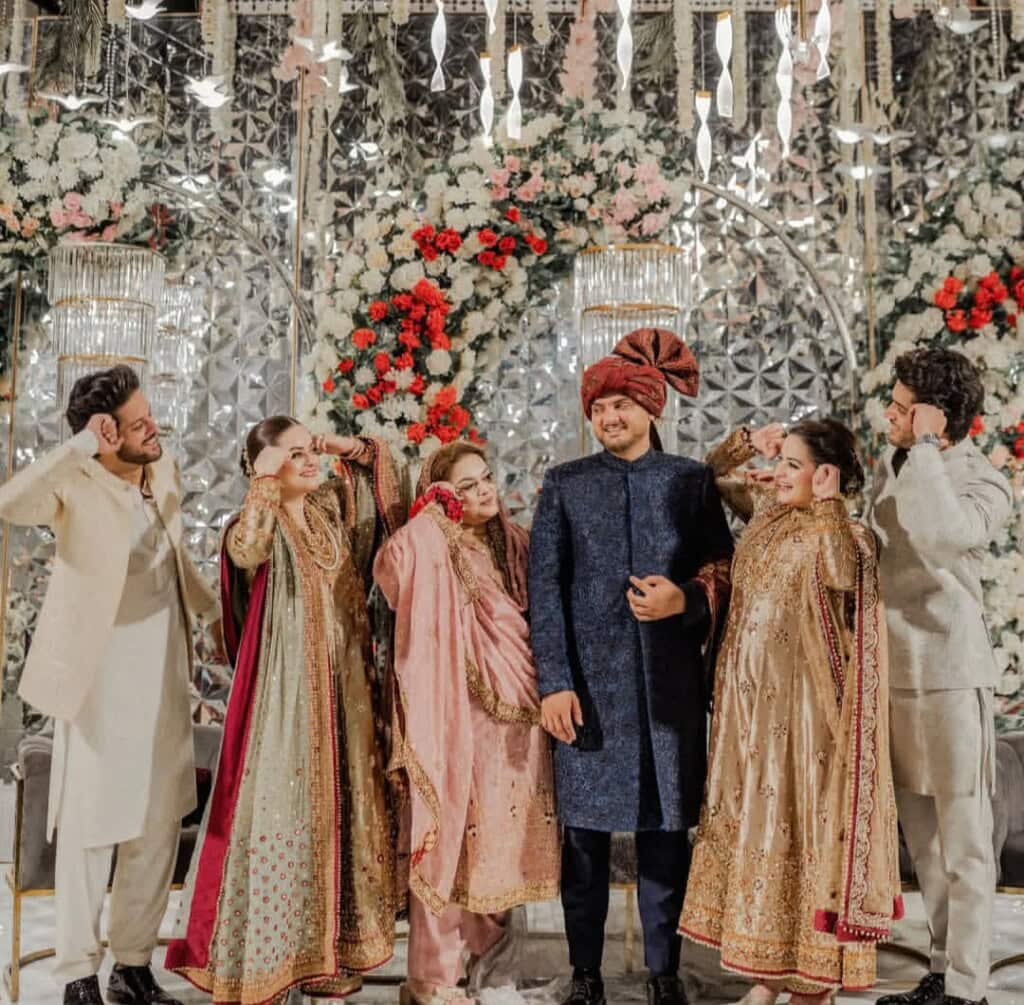 ایمن خان اور منل خان بھائی کی حمل فوٹو شوٹ