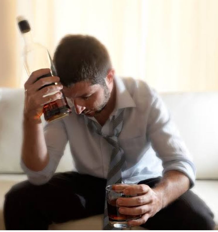 نشے میں ویڈیو پر راجاب بٹ والدہ کی وضاحت