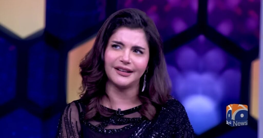 اتف اسلم انٹرویو کے لئے بھاری رقم وصول کرنے کے بارے میں کھلتا ہے