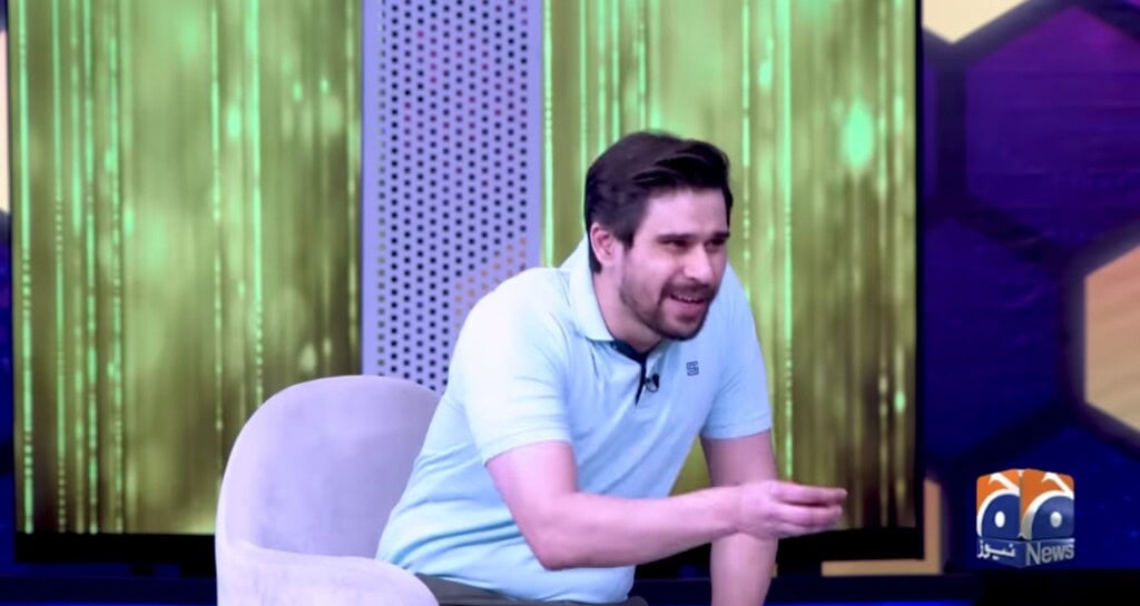 اتف اسلم انٹرویو کے لئے بھاری رقم وصول کرنے کے بارے میں کھلتا ہے