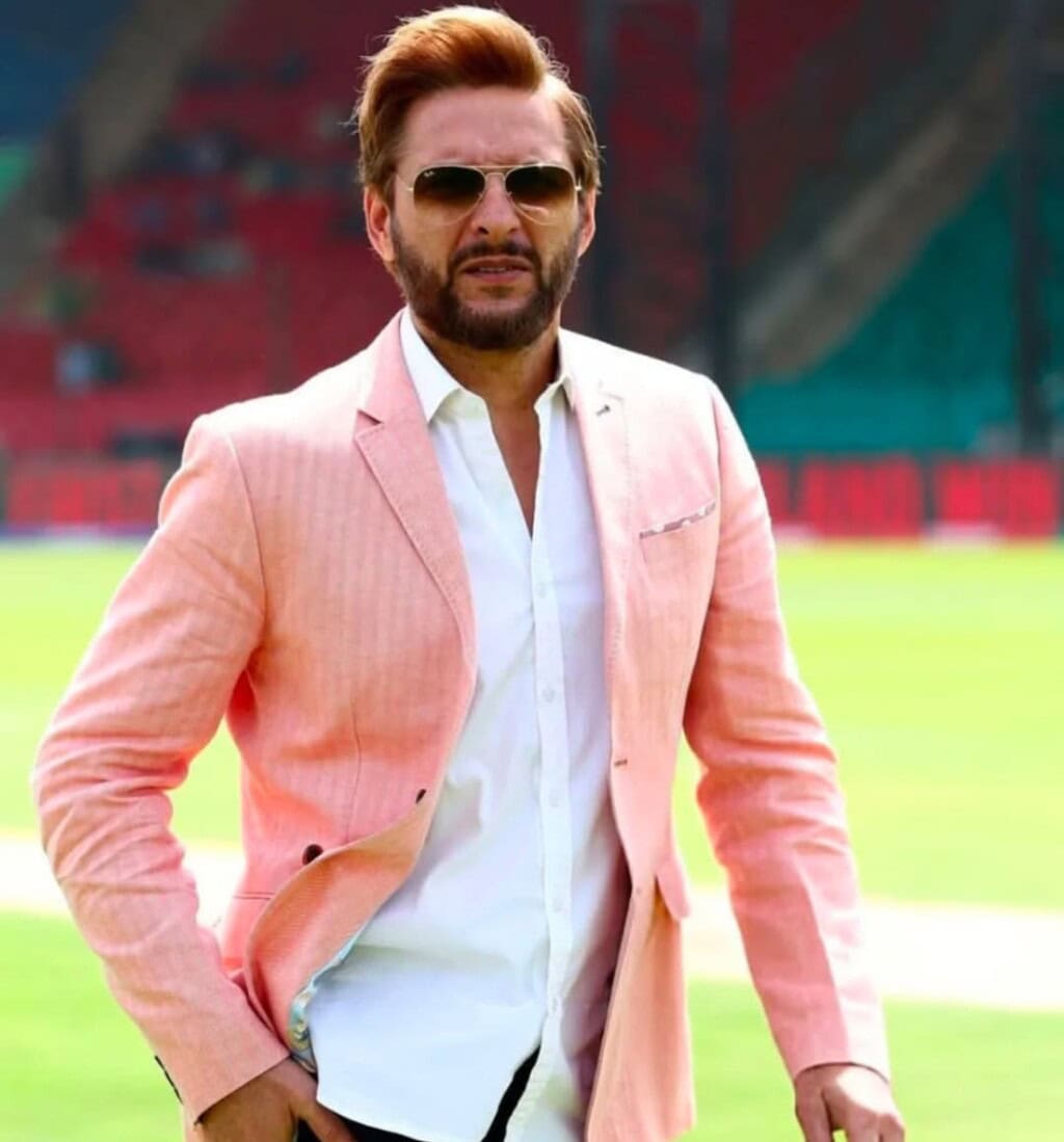 شاہد آفریدی کی مداح کی تعریف اور اس کا رد عمل وائرل ہوجاتا ہے