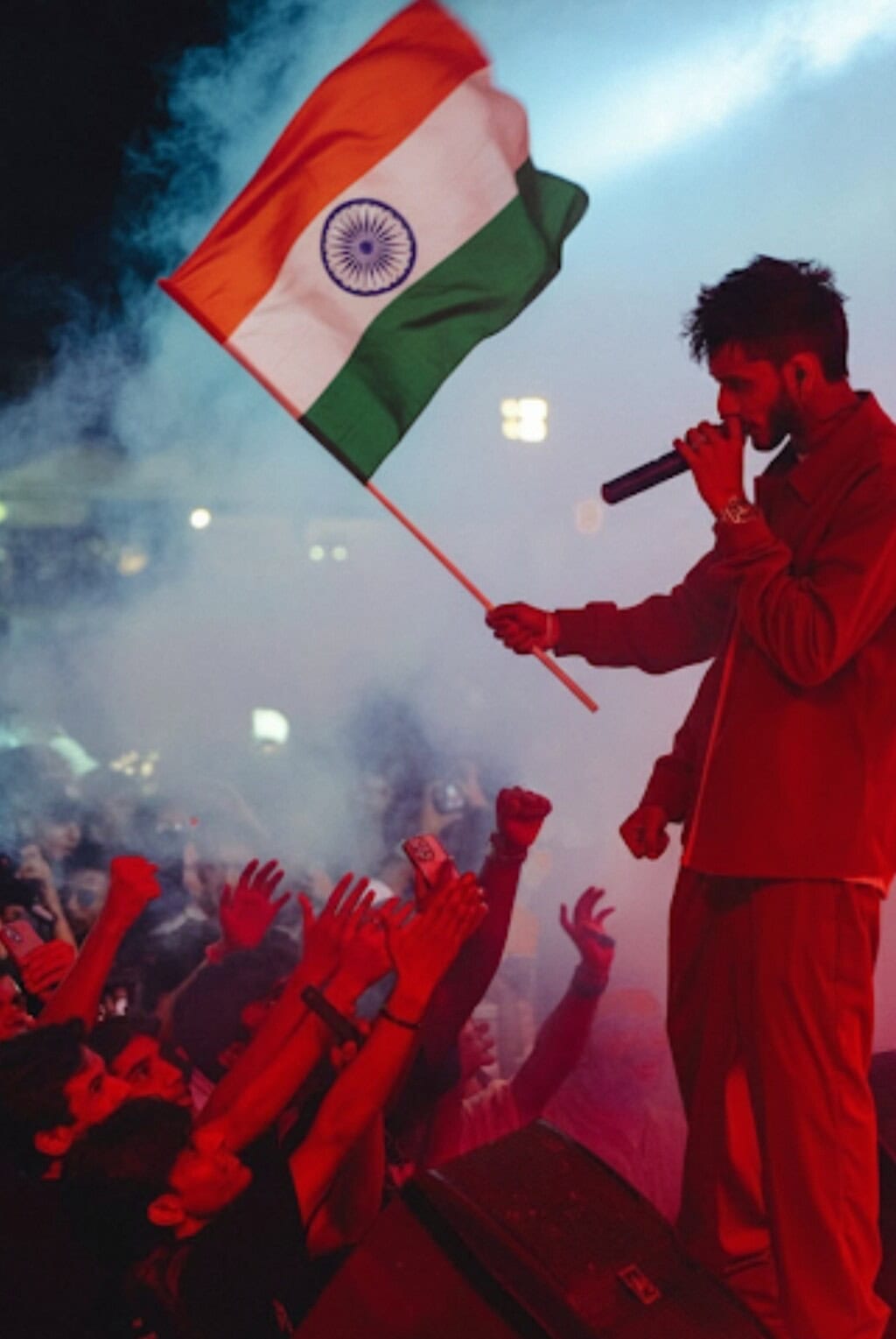 حمزہ علی عباسی نے تالہ انجم اور ہندوستان کی حمایت کرنے کے بعد ایک غدار قرار دیا 