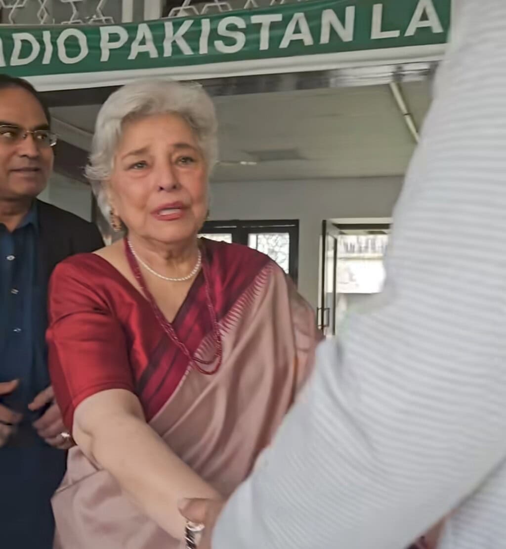 ازما گیلانی اور سہیل احمد کا جذباتی اتحاد دلوں کو پگھلا دیتا ہے